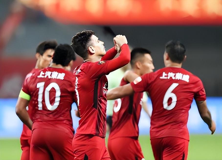 db真人 盛趣-上港已跟这位锋霸达成个人协议，上赛季在球队表现不俗，有望留队